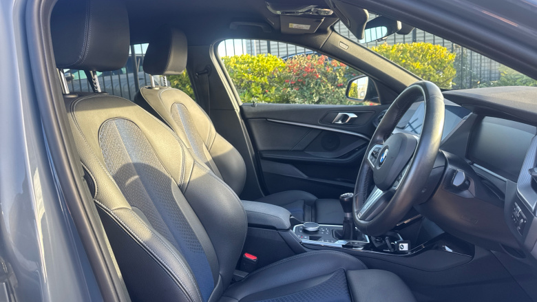 BMW 1 Series 118i [136] M Sport 5dr [Live Cockpit Professional] Petrol Hatchback